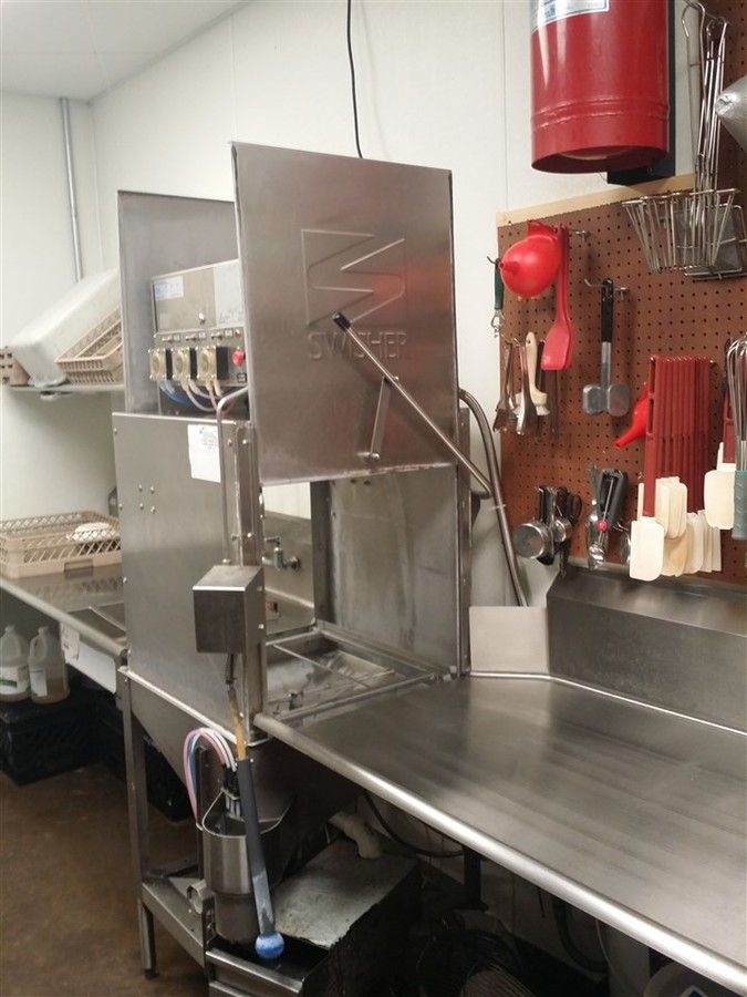 Max & Molly's: 1315 W Jackson St, Macomb, IL 61455